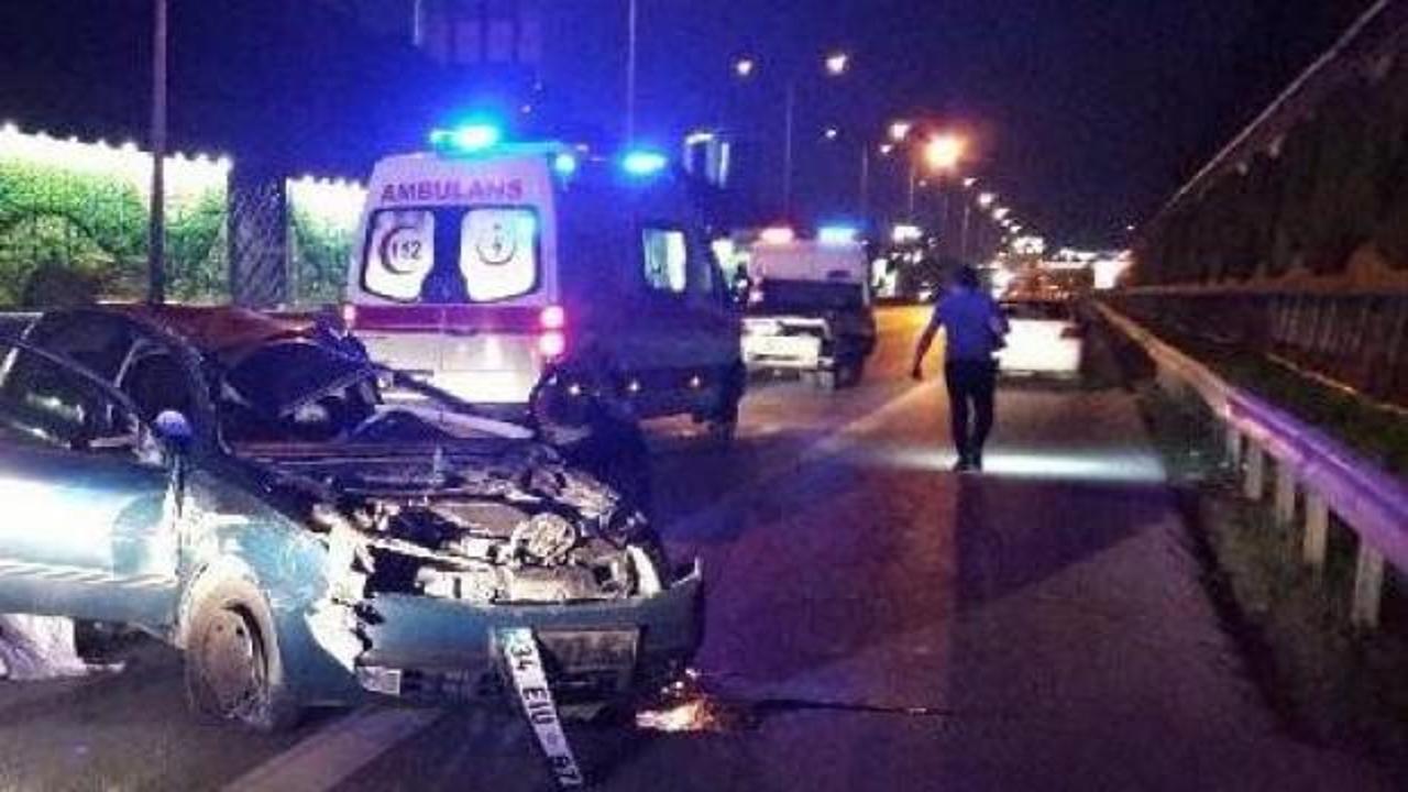 Bariyerlere çarpan araç 100 metre takla attı