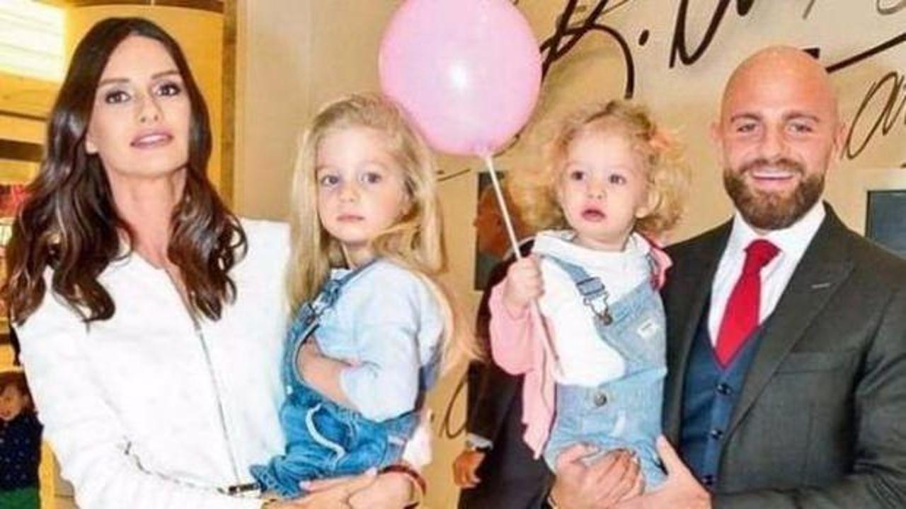 Yasemin Özilhan kızlarıyla alışverişe çıktı 