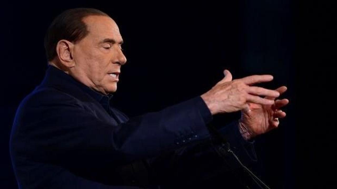 Berlusconi'nin tuvaletinde intihar!