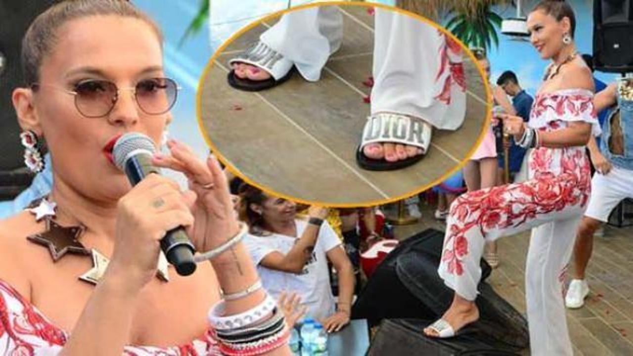 Demet Akalın terliğine servet &ouml;dedi