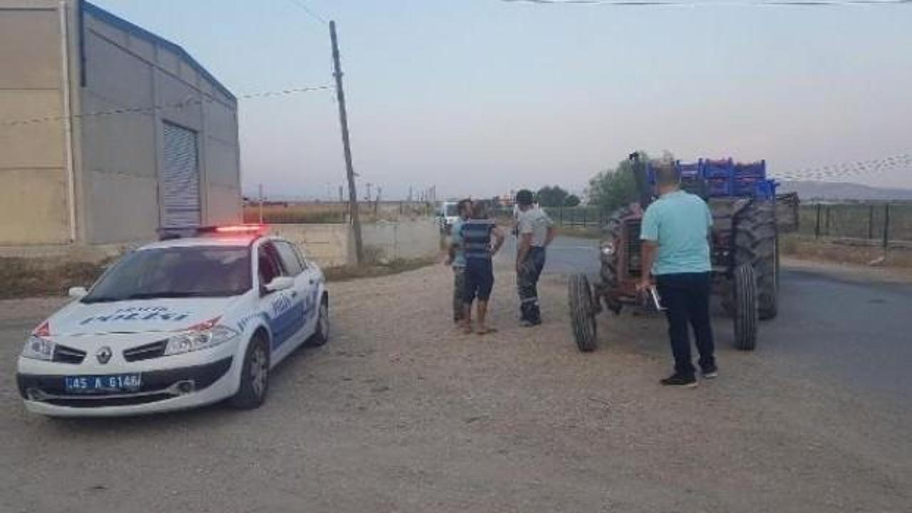 Trakt&ouml;rden d&uuml;şen &ccedil;ocuk hayatını kaybetti