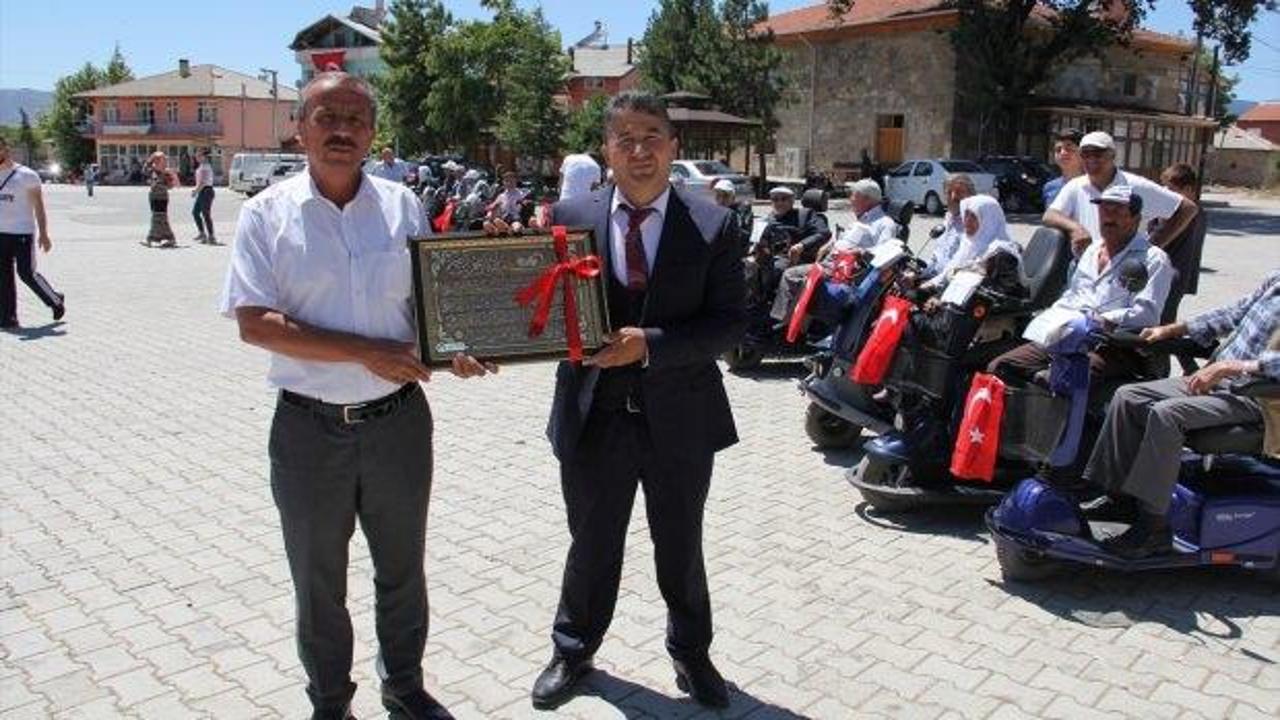 Yalıhüyük'te akülü araç dağıtım töreni