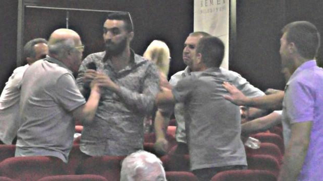 CHP toplantısında Muharrem İnce kavgası!