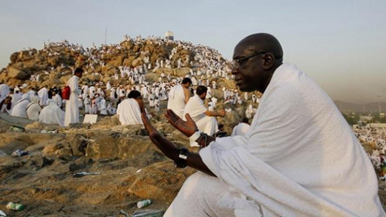 Hacı adayları Arafat yolunda!