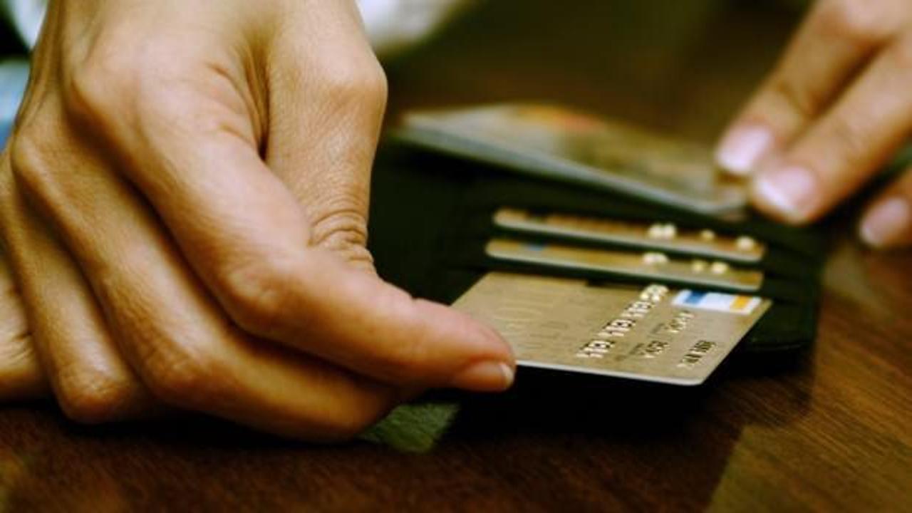 Kredi kartı sahipleri dikkat! Sayı azaldı