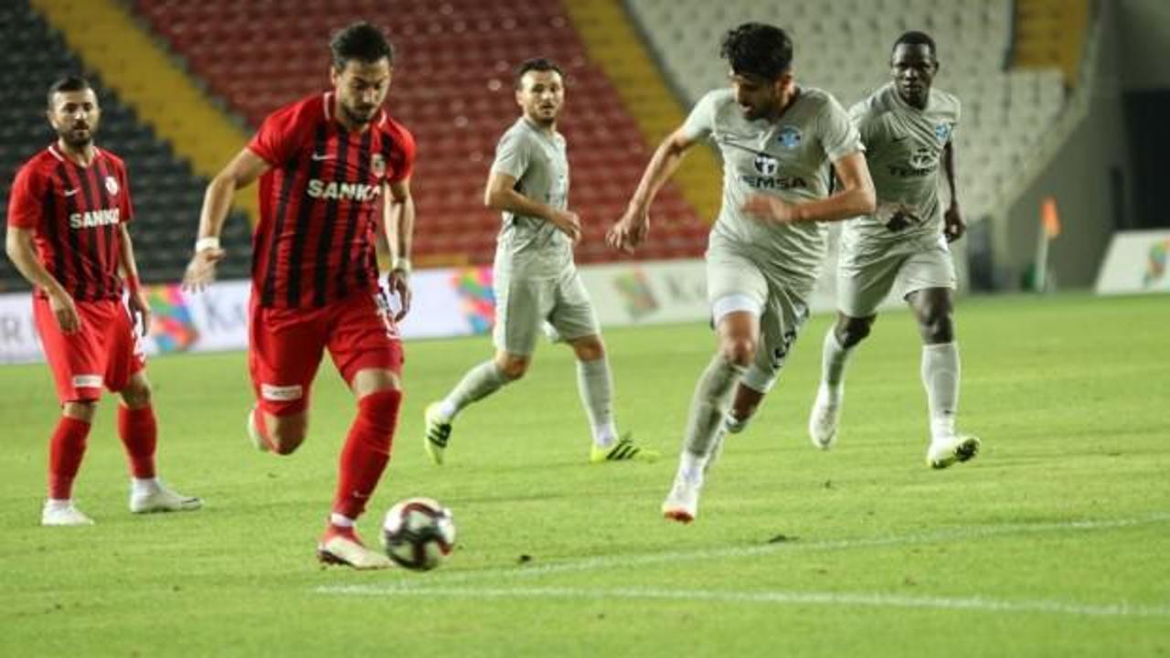 Adana Demirspor tek golle kazandı