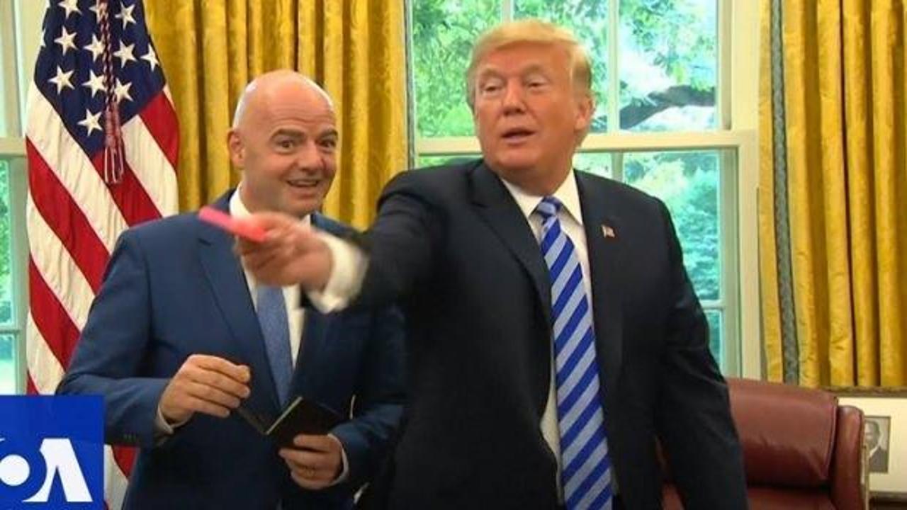 FIFA'nın Donald Trump&rsquo;a verdiği &ouml;d&uuml;l ortalığı karıştırdı! Etik soruşturma talebine destek