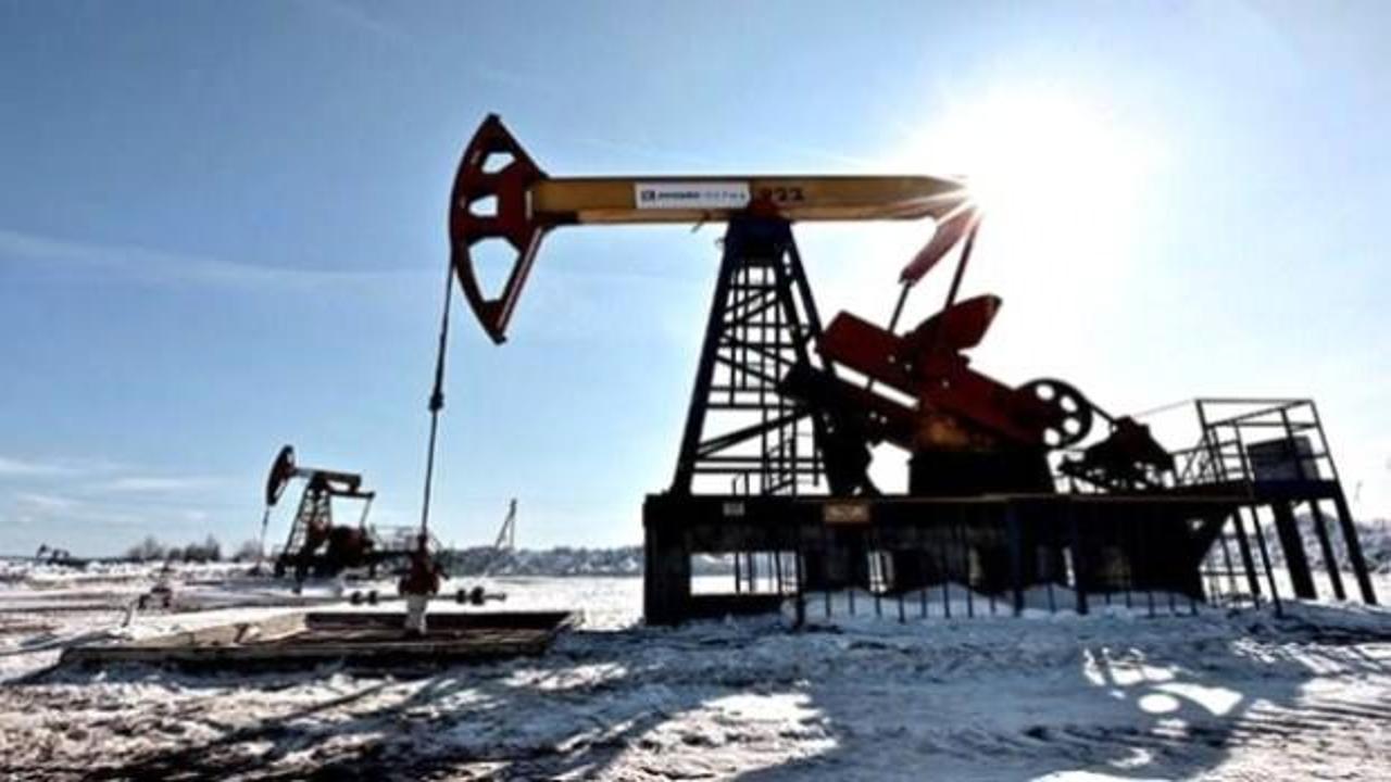 Brent petrolün varili 77,44 dolardan işlem görüyor