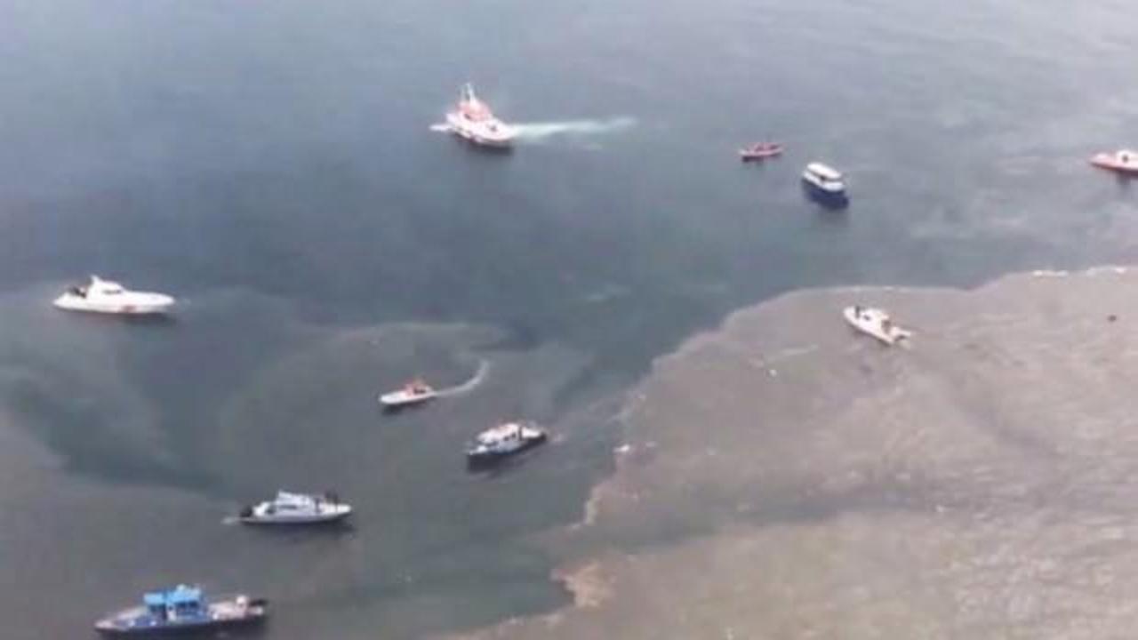 İstanbul'da denize helikopter düştü