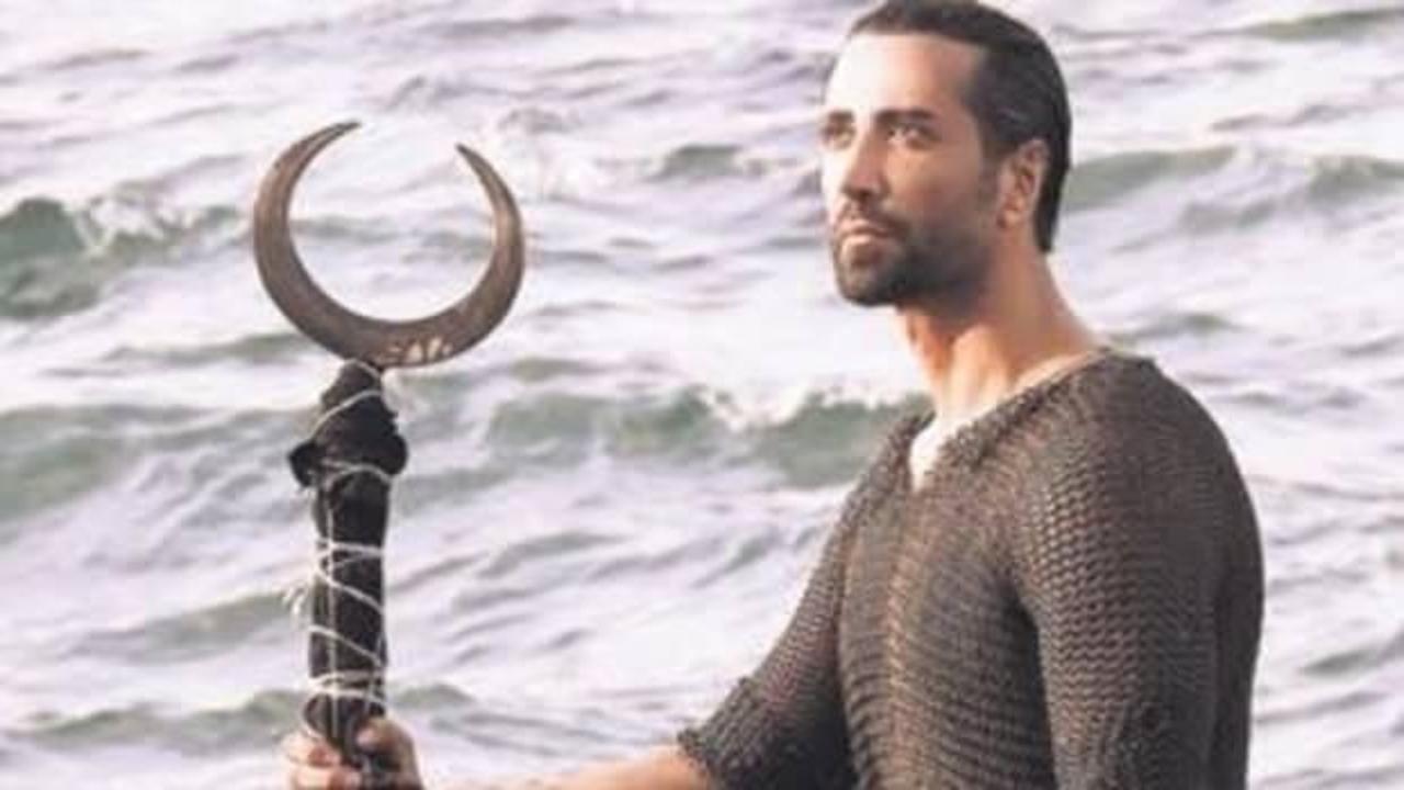 Tan Taşçı 250 yıllık Osmanlı askeri zırhını giydi