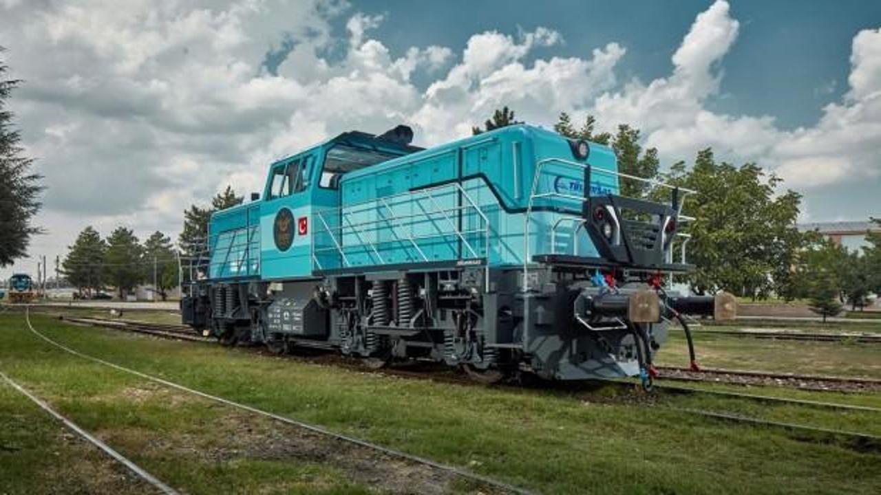 İlk yerli lokomotif Almanya'da görücüye çıktı