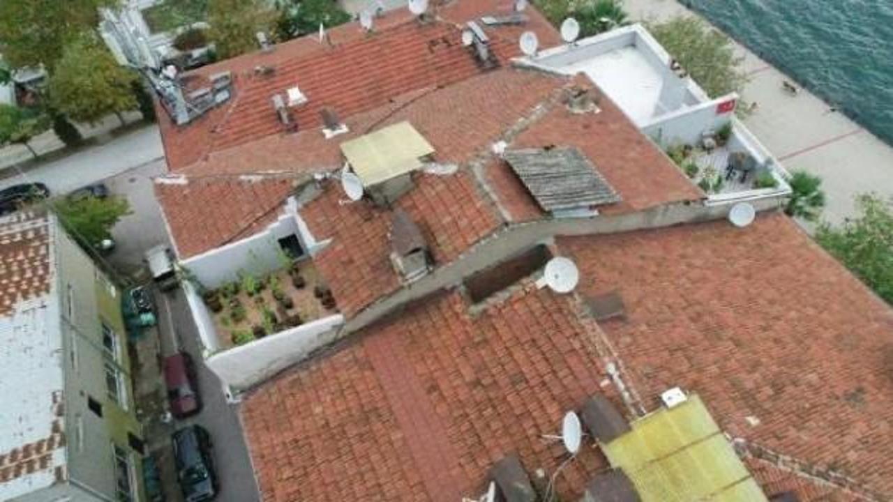 Evinin terasını uyuşturucu bahçesi yapmış