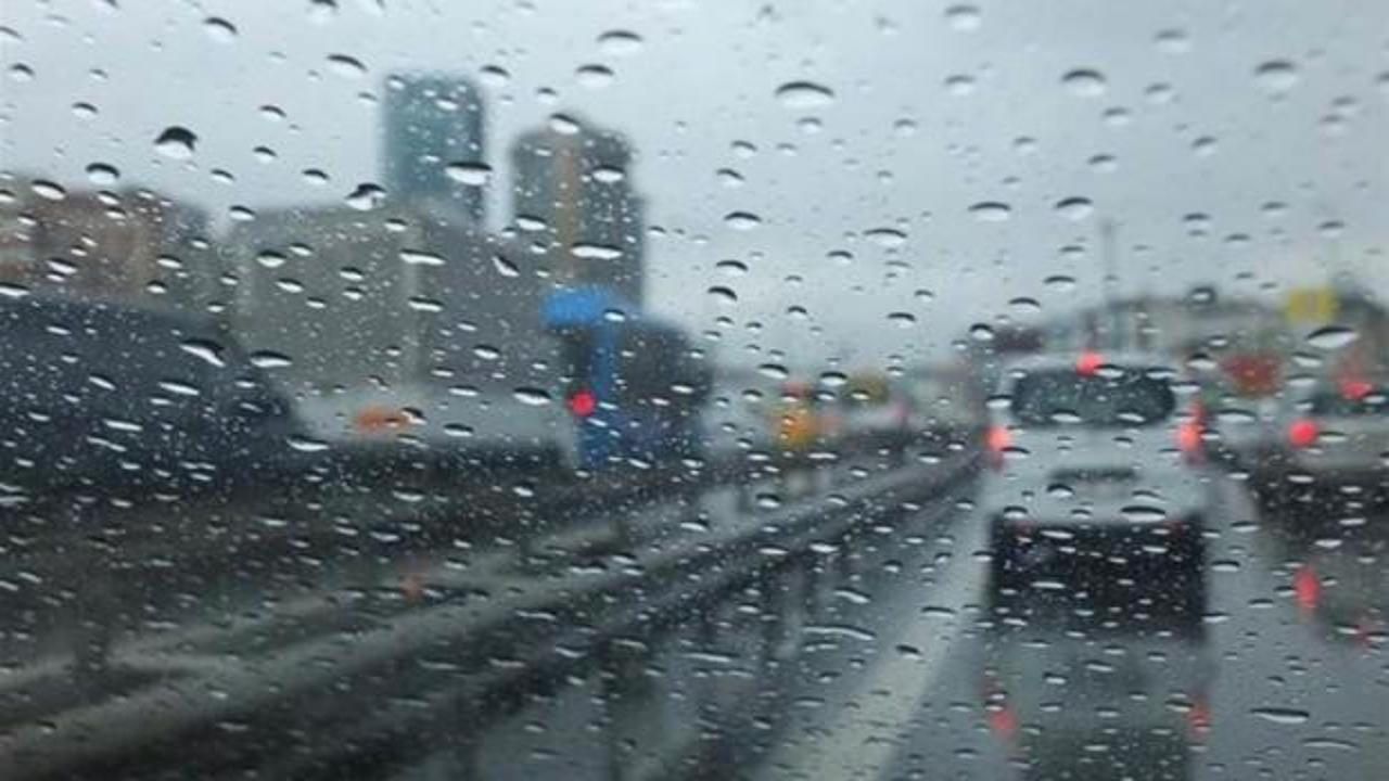  İstanbul'da şiddetli yağmur! Trafik felç