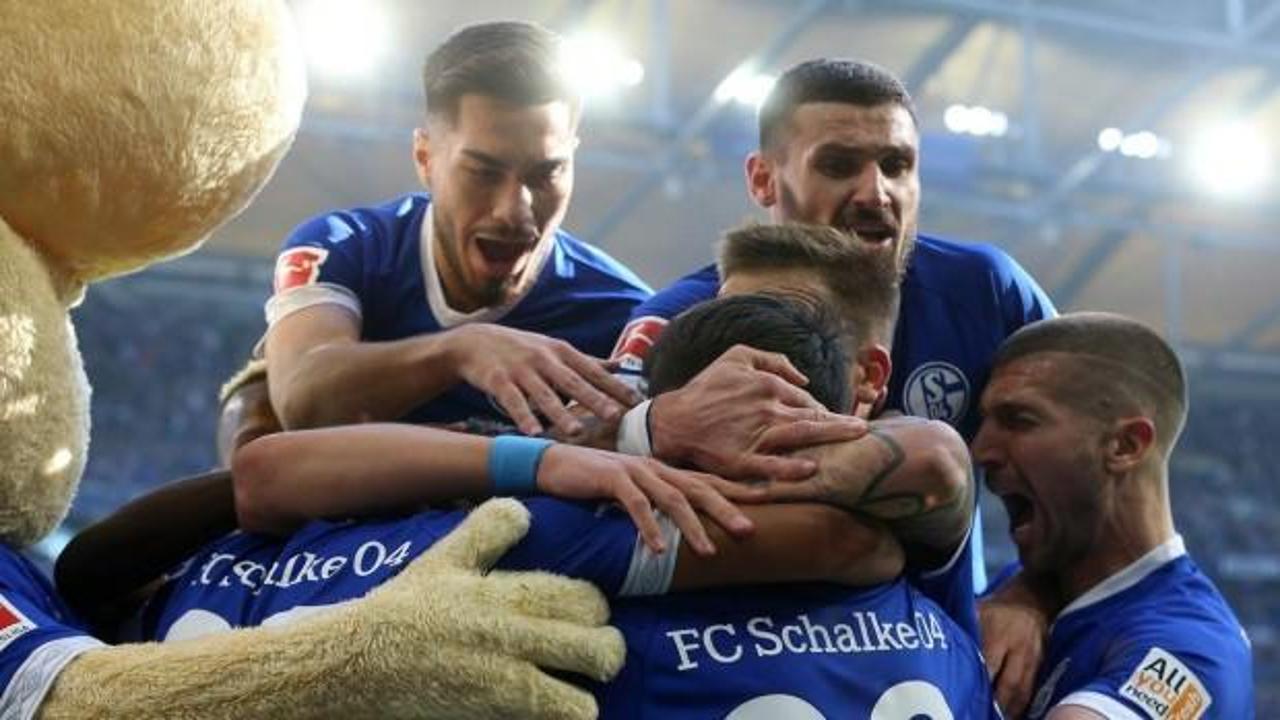 Schalke şeytanın bacağını kırdı! İlk kez...