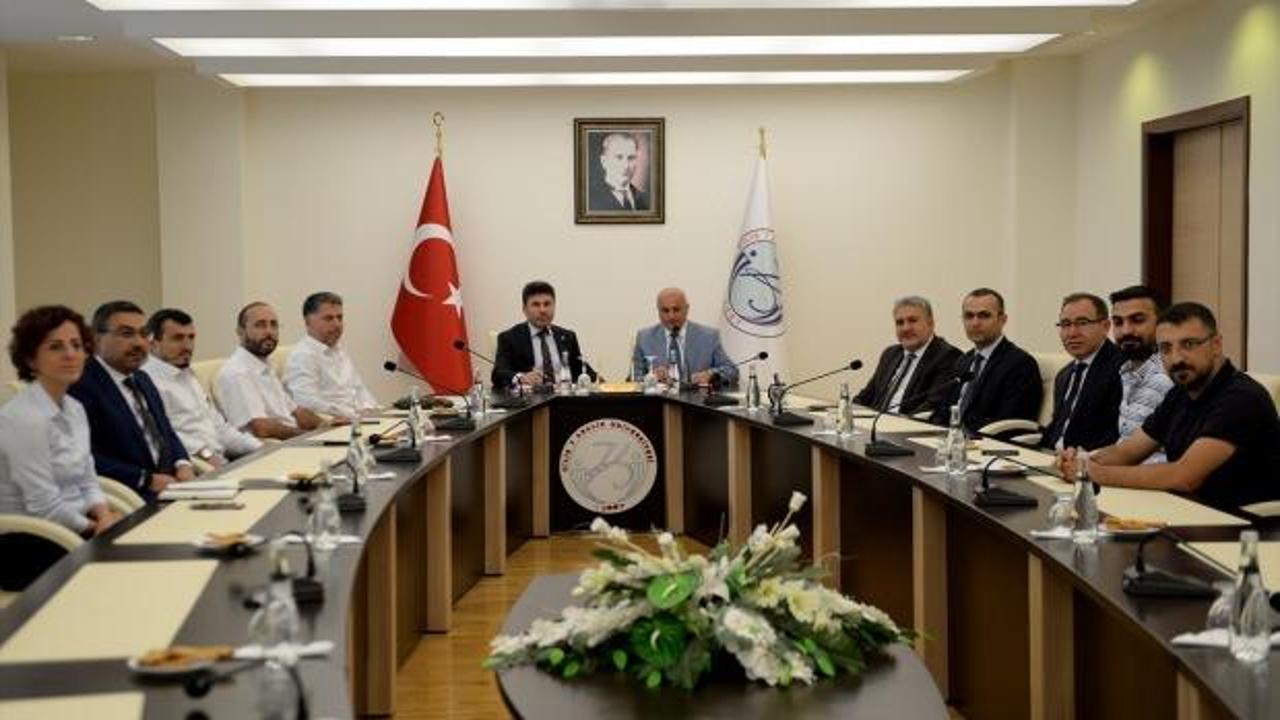 Kilis'te "Suriyelilere Türkçe Öğretimi Kursu" protokolü