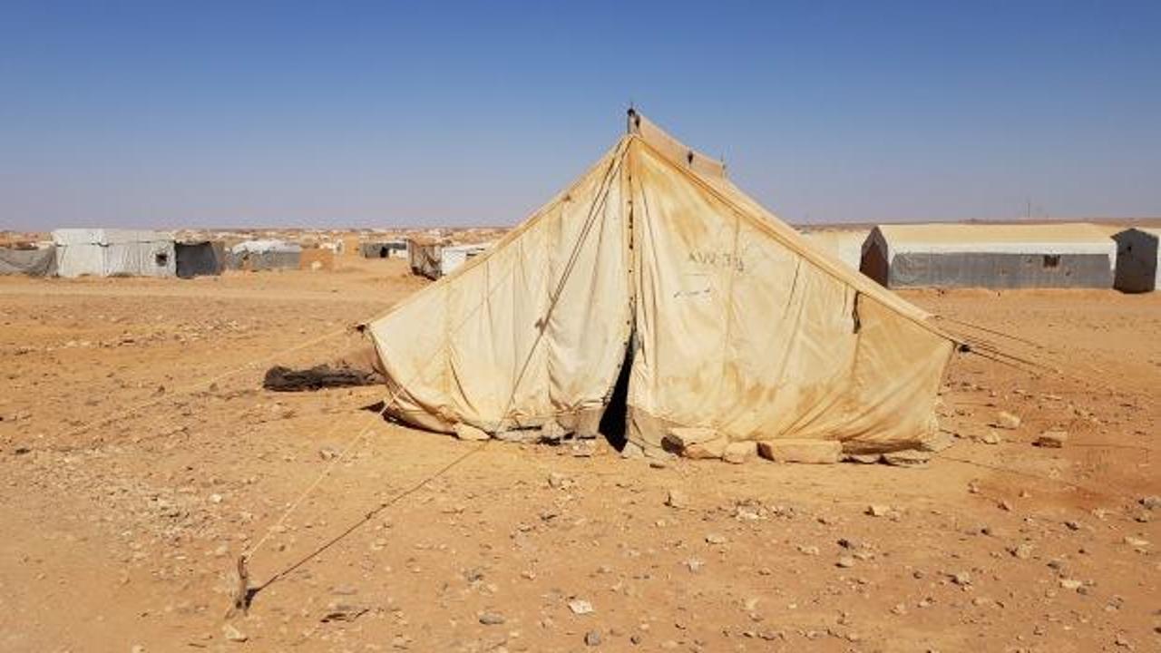 Çölde yaşayan "ölülerin" kampı: Rukban