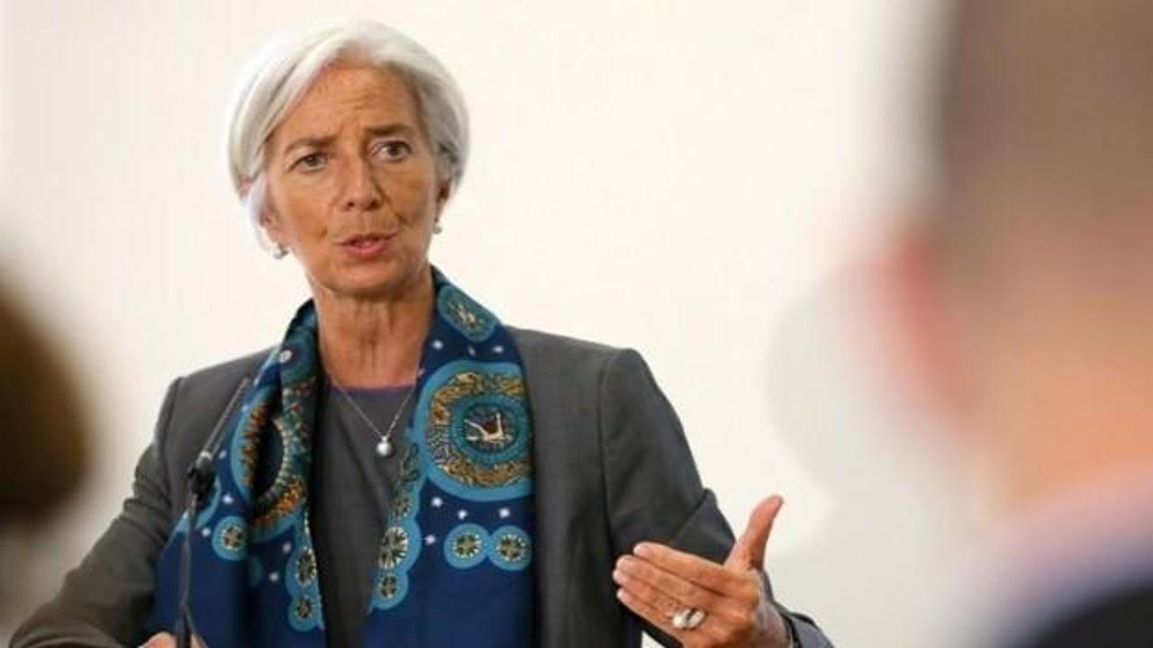Lagarde'dan açıklama: Görevlerimden feragat ediyorum!