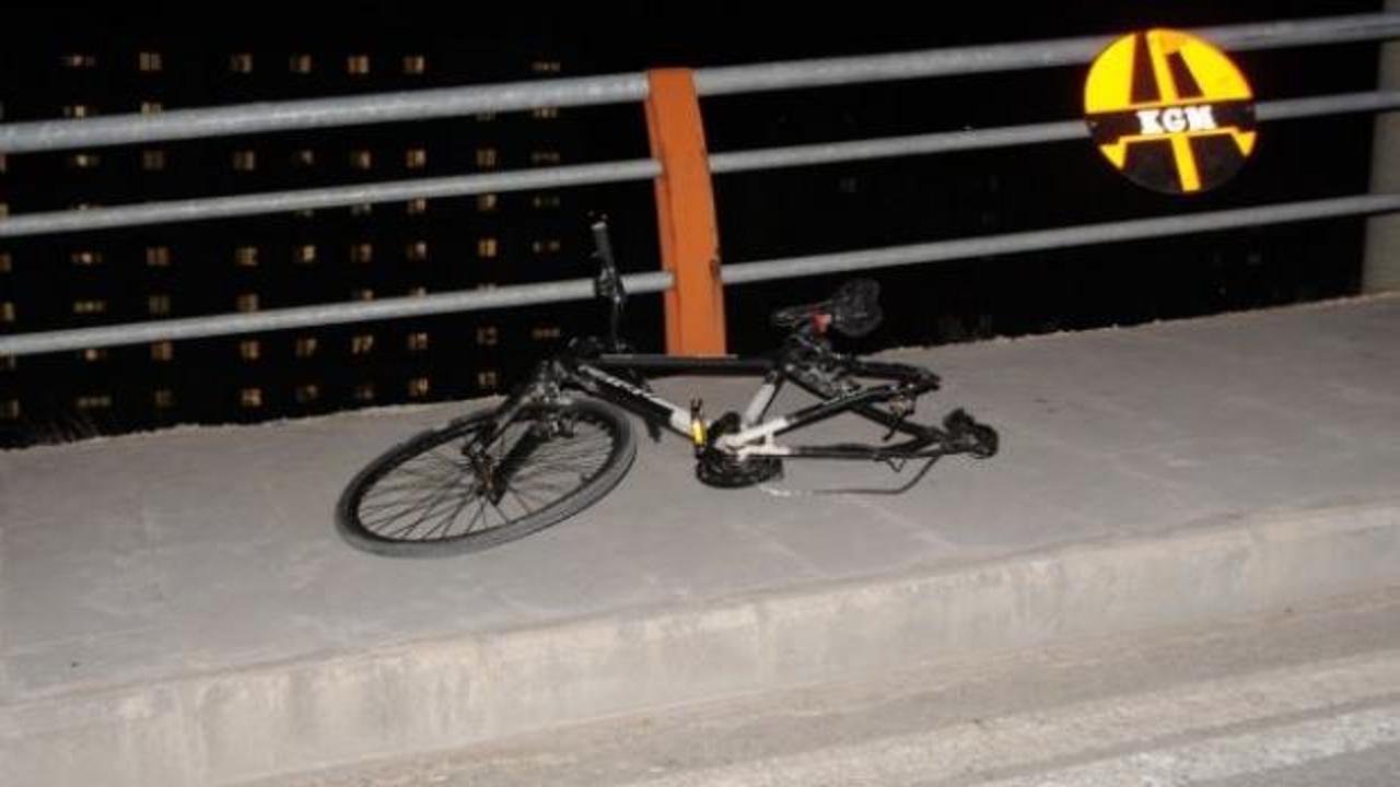Bisikletiyle takla atan genç hayatını kaybetti
