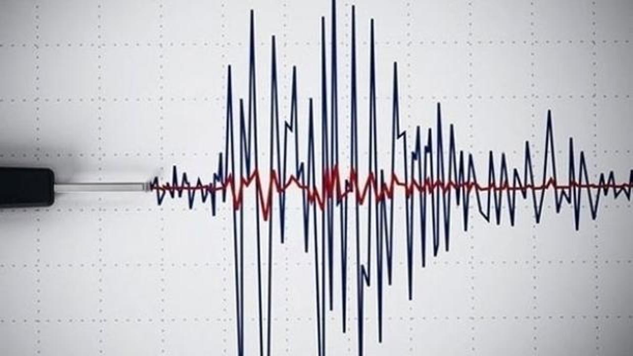 Filipinler'de 5 büyüklüğünde deprem