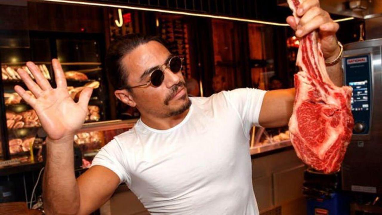 Nusret doğduğu evi paylaştı!