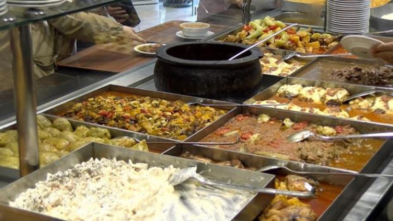 &Uuml;&ccedil; bin restoranttan enflasyona karşı indirim