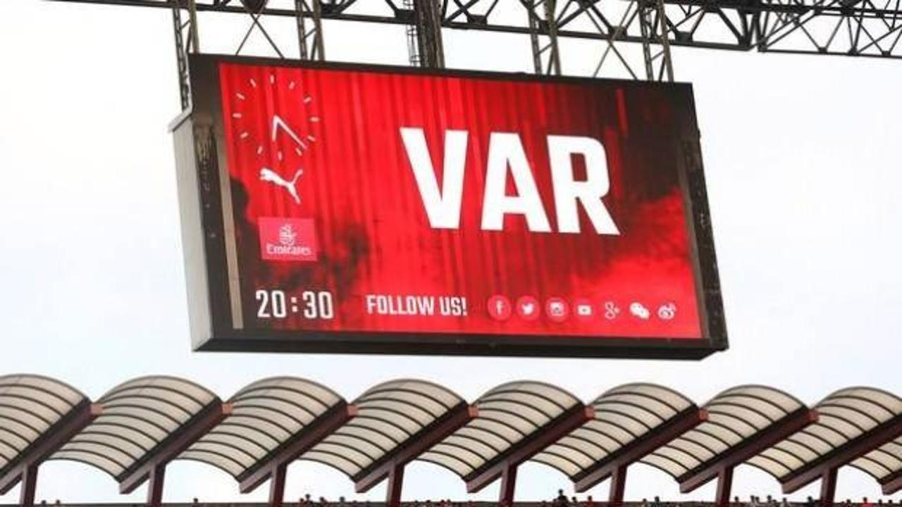 UEFA, VAR eğitimi için Riva'yı seçti