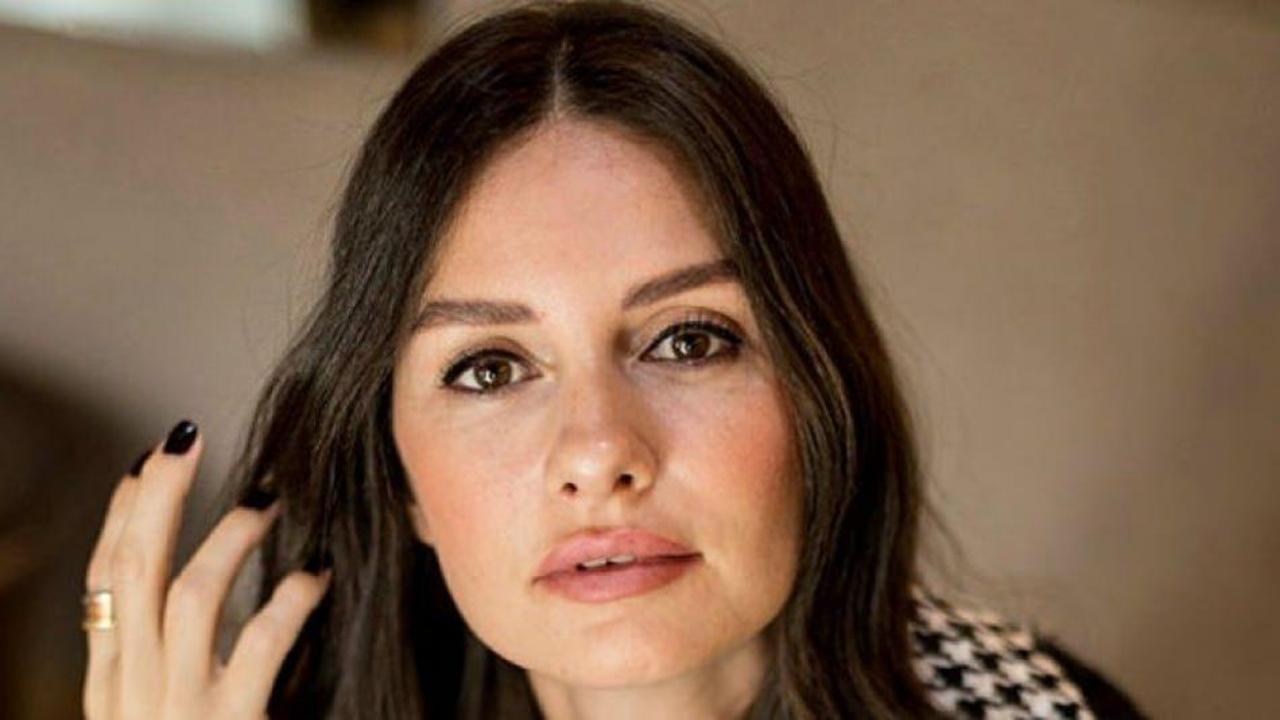 &Uuml;nl&uuml; oyuncu Yasemin &Ouml;zilhan vahşi doğayı kucakladı