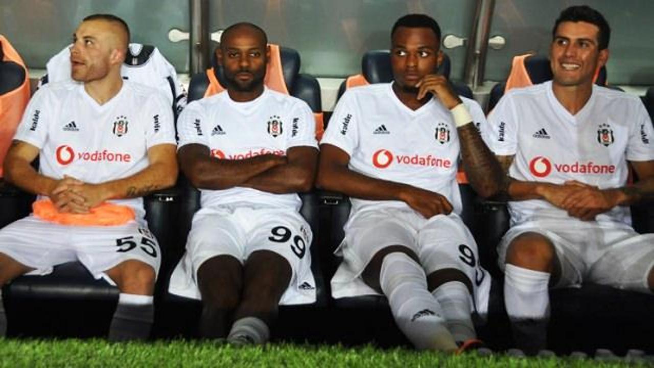 Beşiktaş'ta sürpriz Love, Pektemek ve Larin kararı