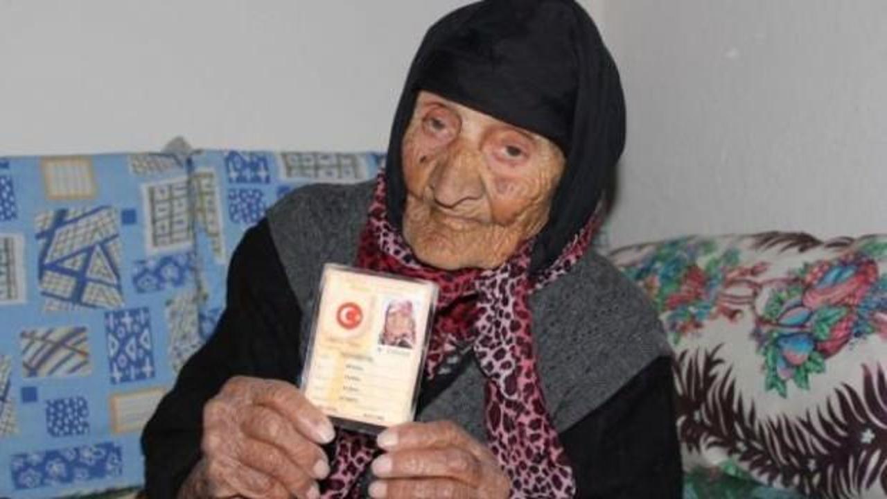 Fatma nine, ziyaretine gelen m&uuml;d&uuml;r&uuml; şaşırttı