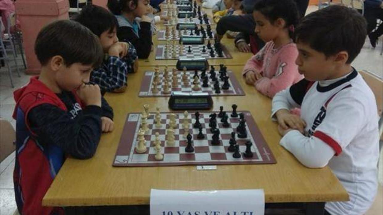 Düziçi'nde satranç turnuvası düzenlendi