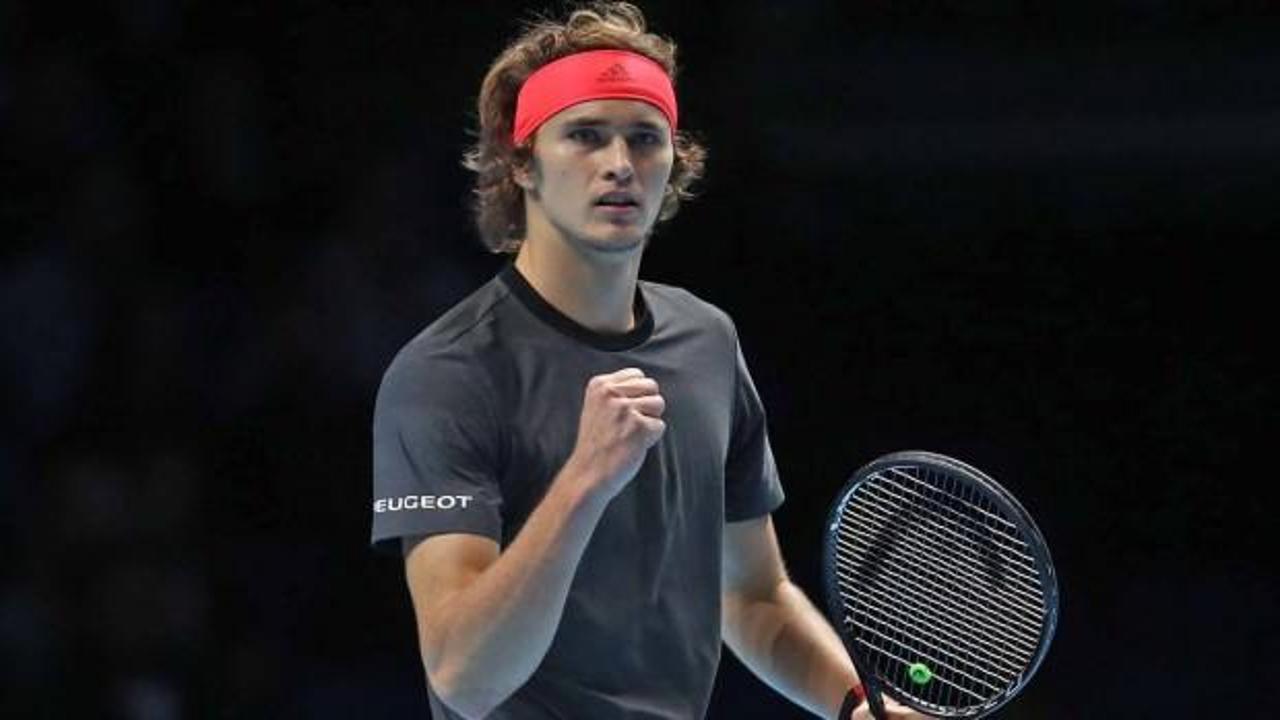 Federer'i devirdi finale yükseldi!