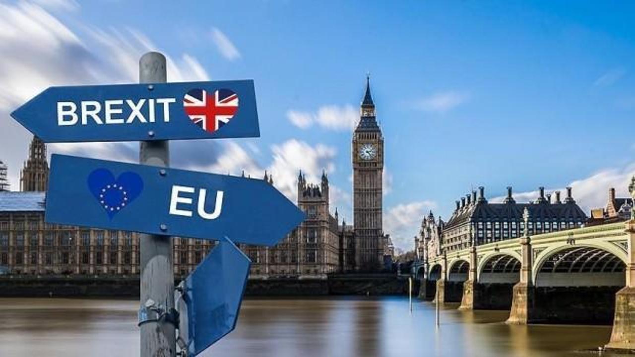 İngiltere Bakanlar Kurulu Brexit'i onayladı!