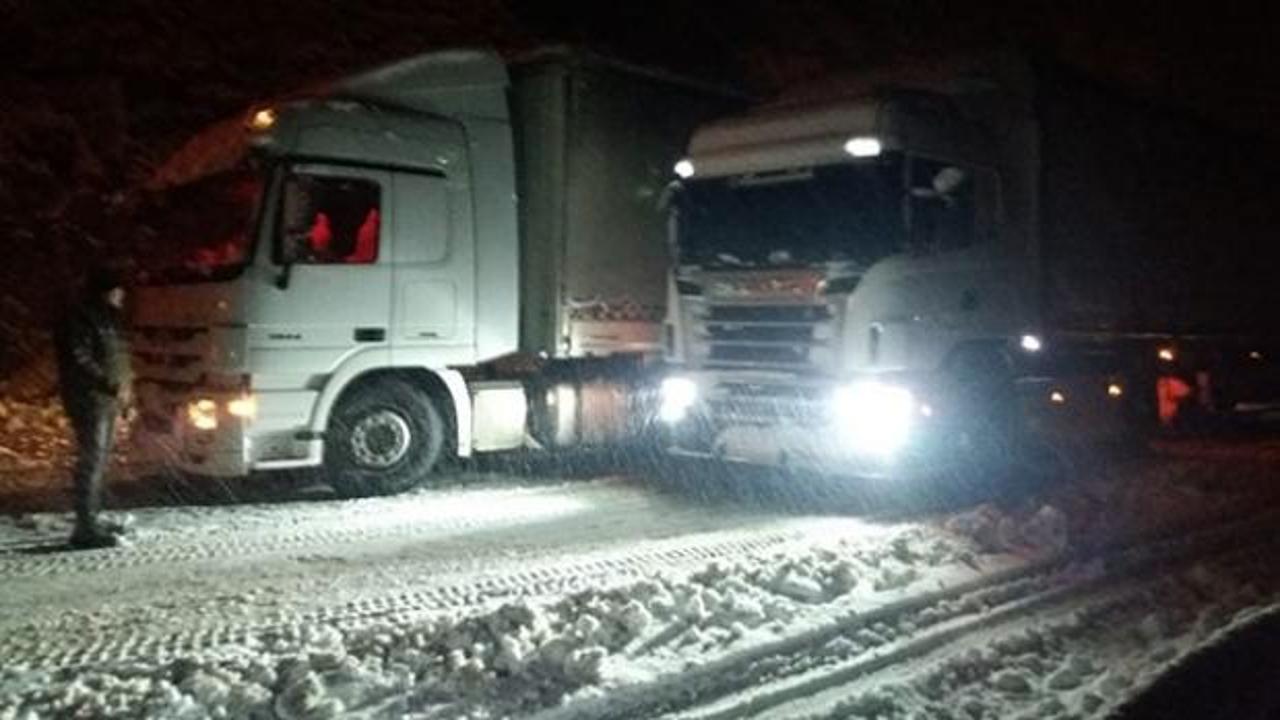 Konya'da ulaşıma kar engeli