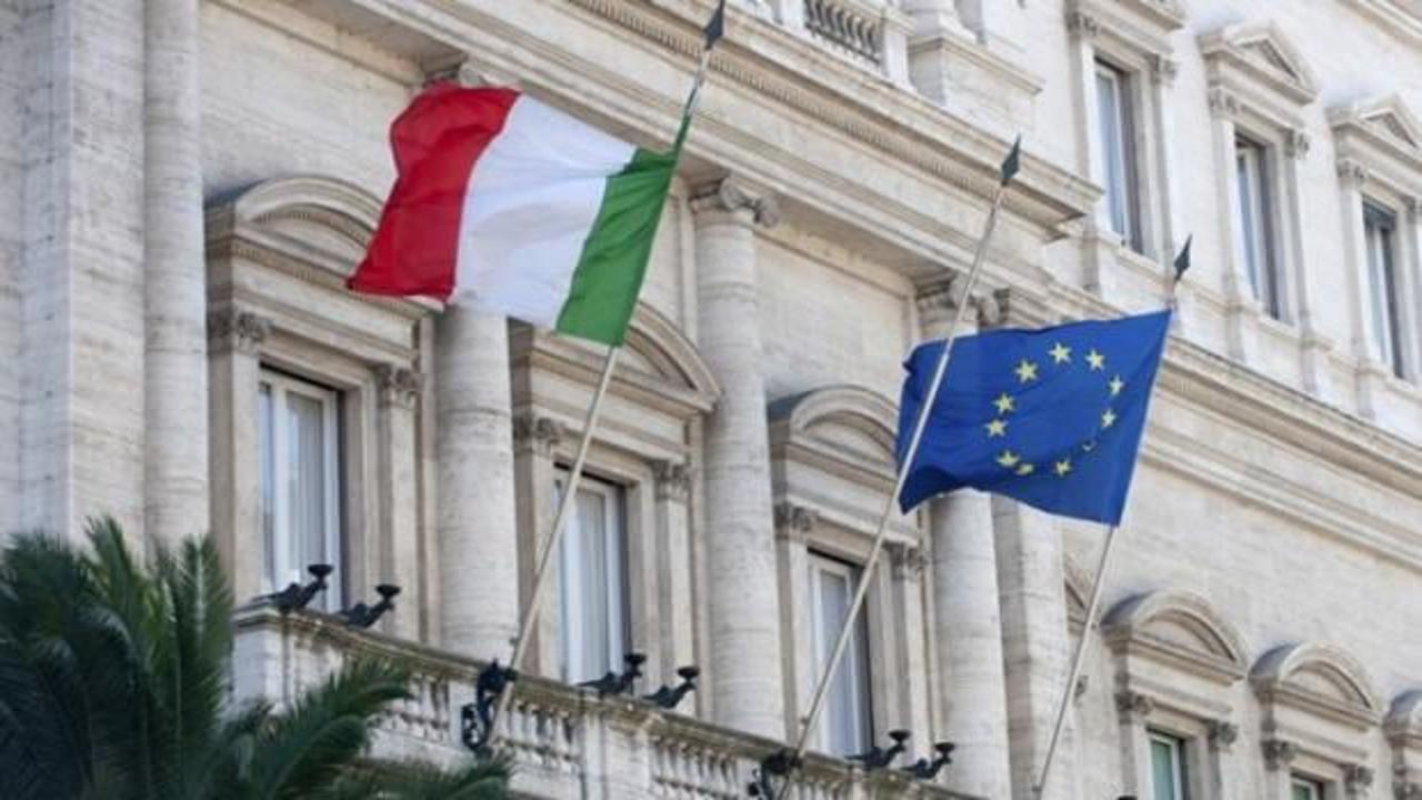 İtalya bütçe krizinden geri adım atmayacak