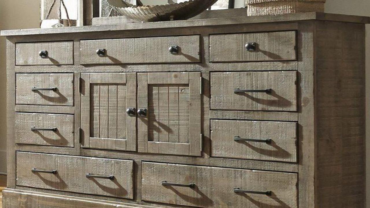 Boyası çıkan mobilyalar için ne yapılır?