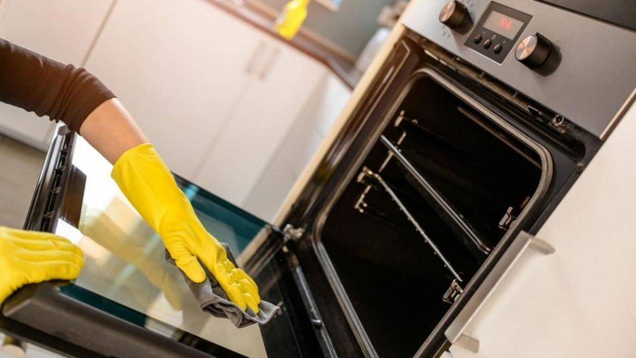 Fırınların içi nasıl temizlenir?