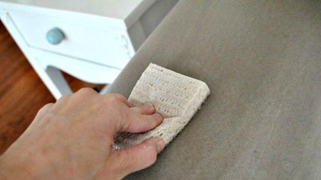 Koltuktan deterjan lekesi nasıl çıkar?