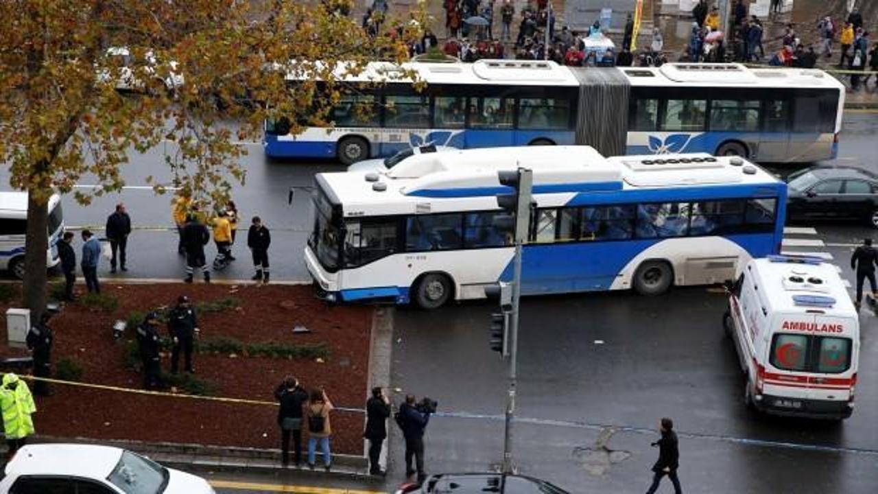 Ankara'da otobüs yayaların arasına daldı!