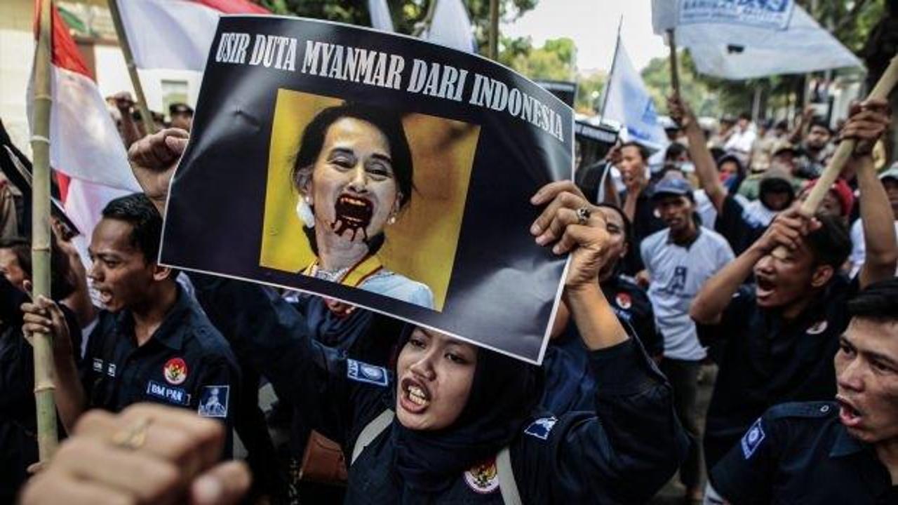 Endonezya'dan Arakanlı Müslümanlara destek!