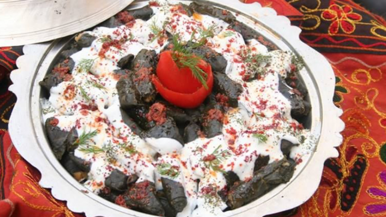 Evelik sarması nasıl yapılır?