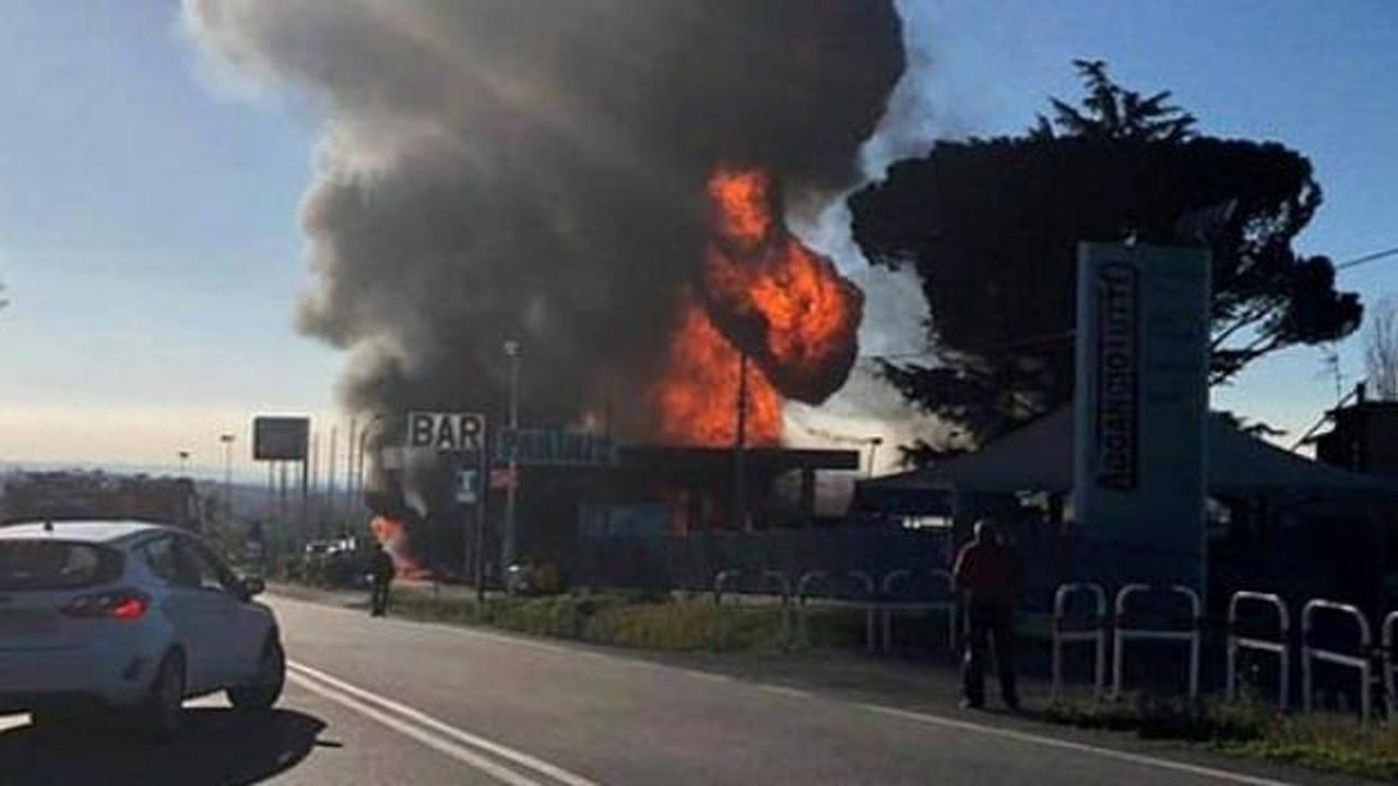 İtalya'da benzincide patlama: Ölü ve yaralılar var