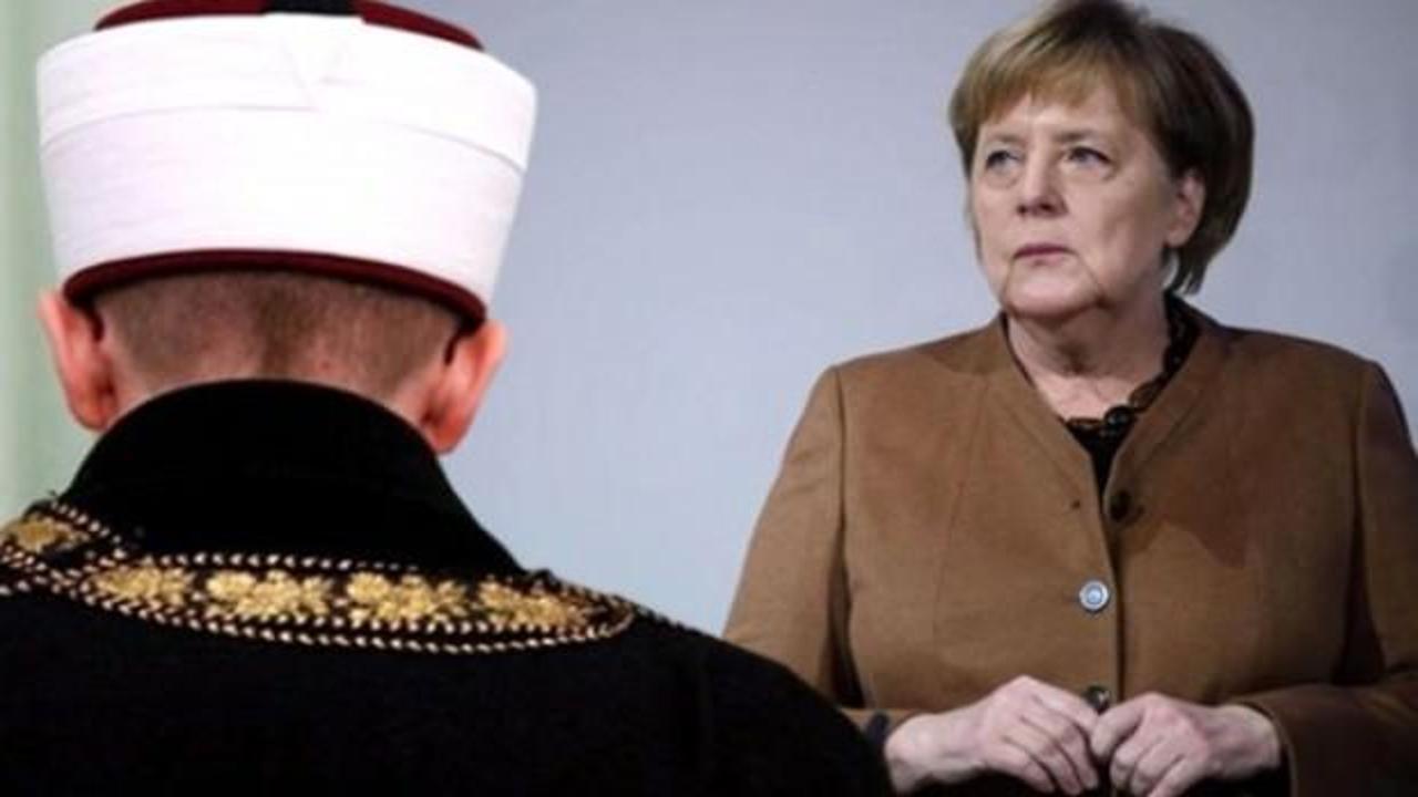 Merkel'den dikkat çeken imam açıklaması!