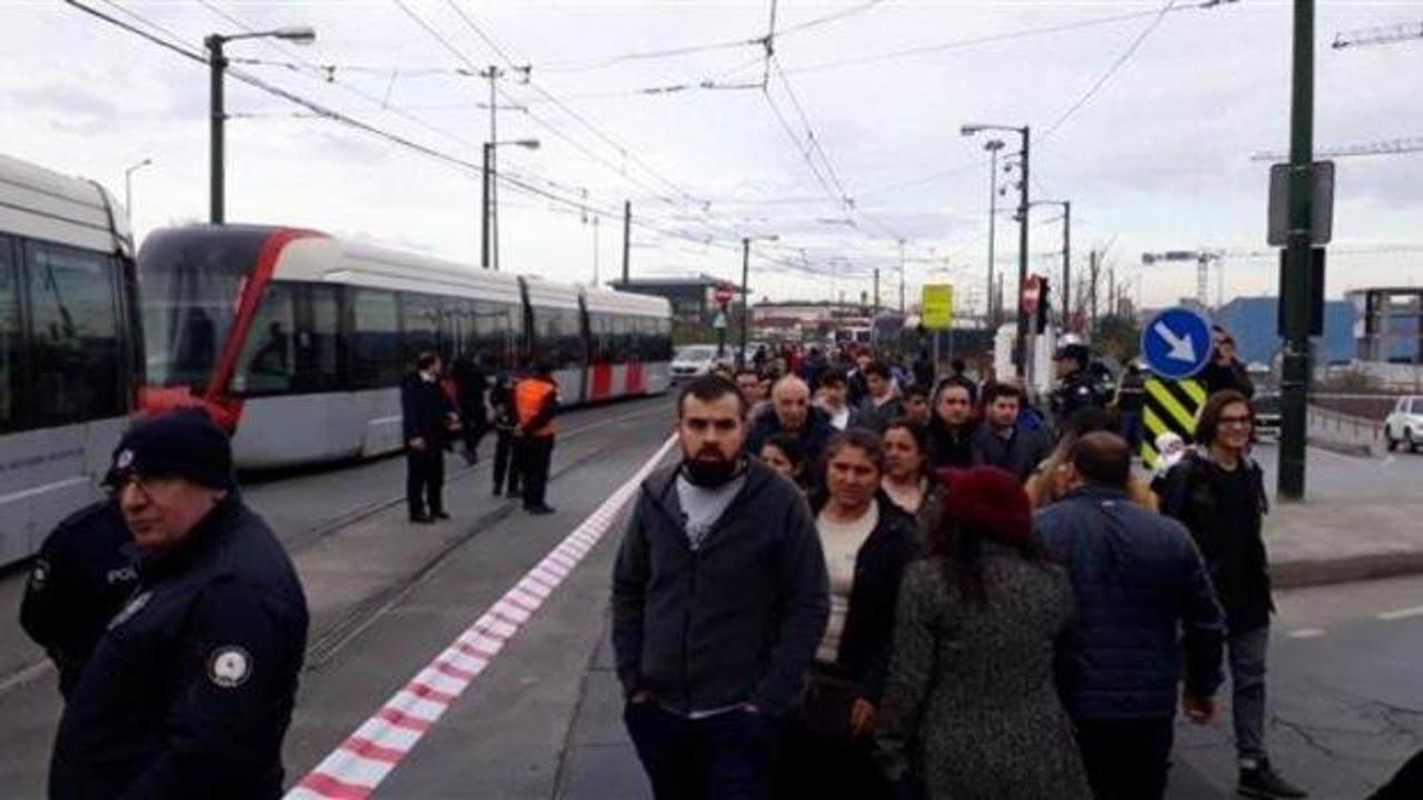 İstanbul'da korkutan kaza! Tramvaylar çarpıştı!
