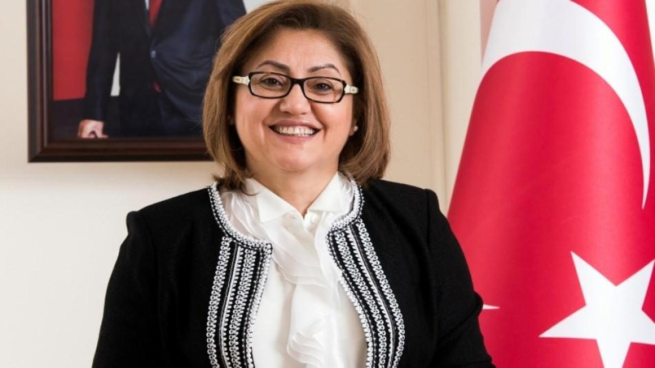 Kıraathanedekilere 'Fatma Şahin' sürprizi!