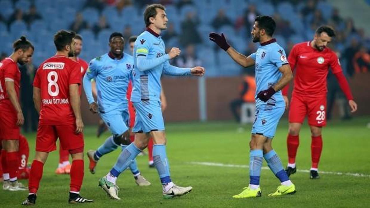 Trabzonspor yarım deste gol ile turladı!