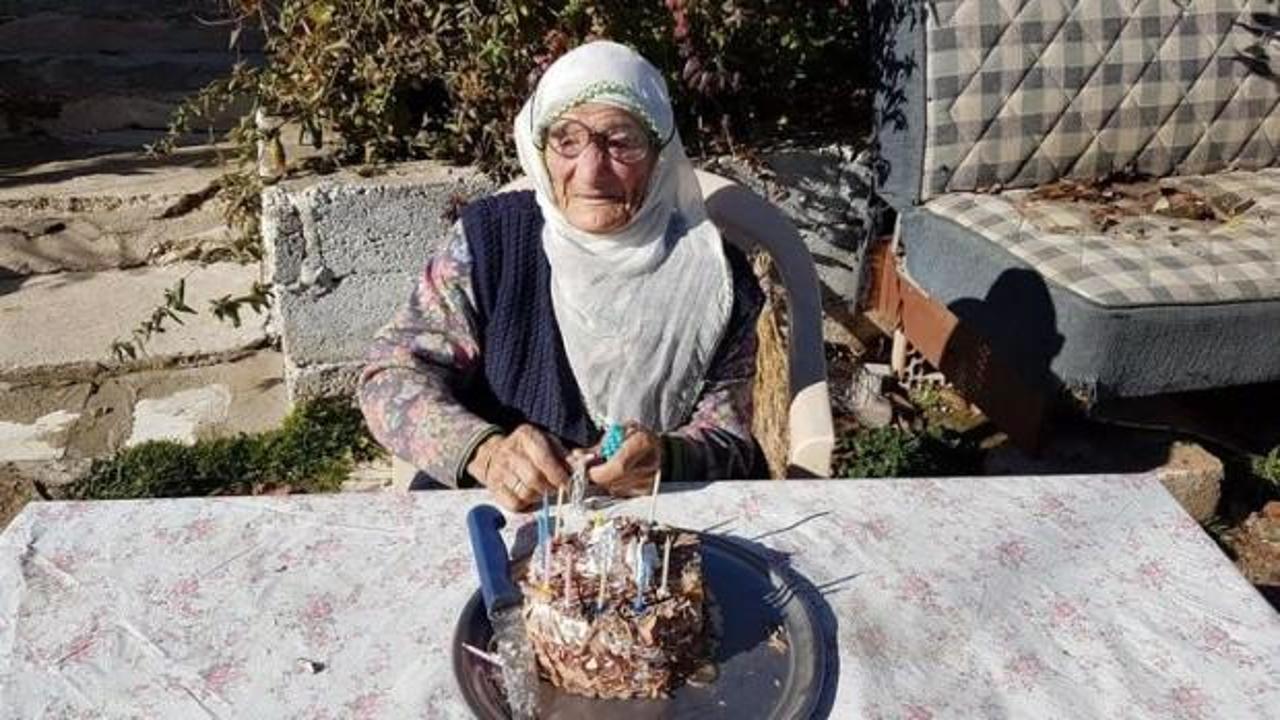 102 yaşındaki nineye s&uuml;rpriz doğum g&uuml;n&uuml;!