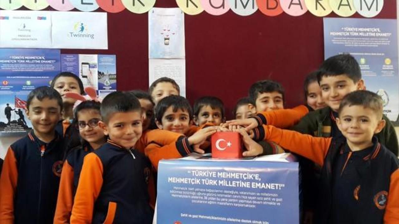 Minik öğrencilerden Mehmetçik'e anlamlı destek