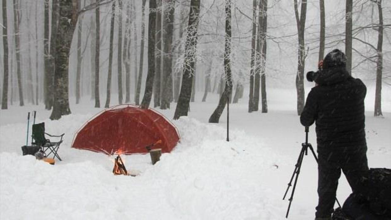 Fotoğrafçılar Domaniç dağlarına kamp kurdu