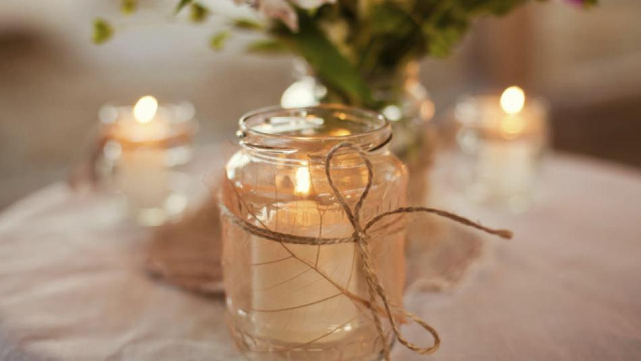 Evde kavanozdan mumluk yapımı...