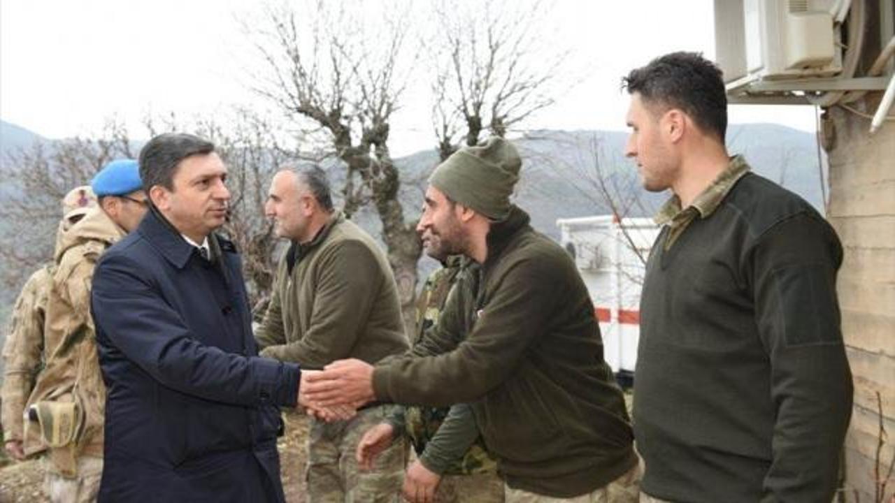 Vali Şahin'den üs bölgesindeki askerlere ziyaret
